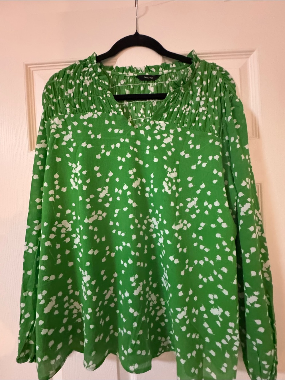 Green long sleeve floral blouse